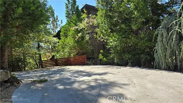 Lake Arrowhead, CA 92352,695 Grass Valley Road