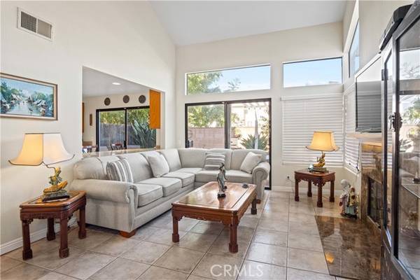 5906 Etiwanda Avenue #7, Tarzana, CA 91356