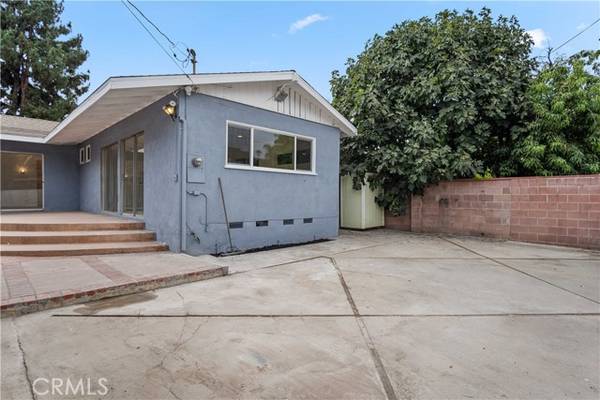 Reseda, CA 91335,19157 Welby Way