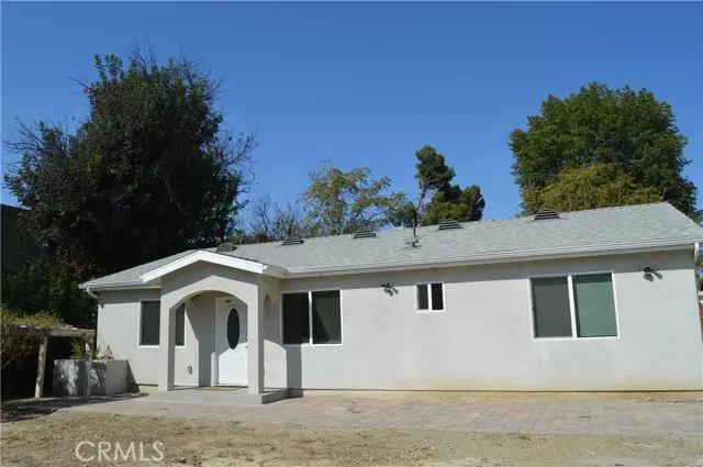 North Hills, CA 91343,9607 Orion