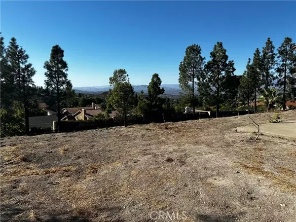 Thousand Oaks, CA 91362,3563 Quarzo Circle