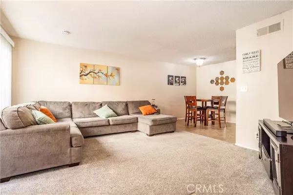 Panorama City, CA 91402,9505 Sylmar Avenue #2