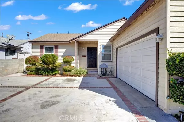 Arleta, CA 91331,9822 Stanwin Avenue