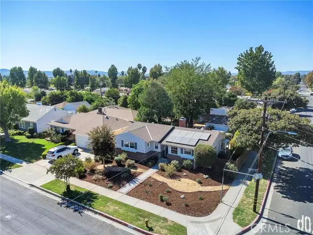 7753 Ostrom Avenue, Lake Balboa, CA 91406