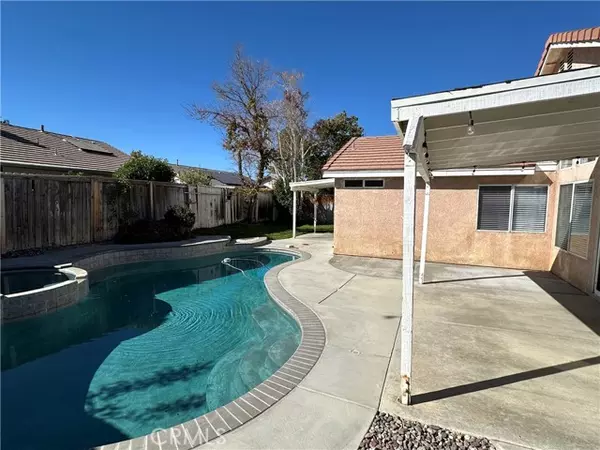 Lancaster, CA 93536,6028 W Avenue J4