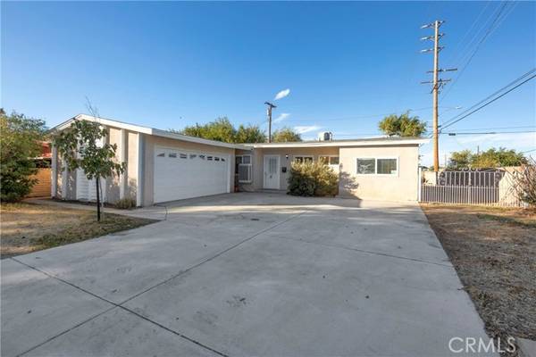 1003 W Avenue J13, Lancaster, CA 93534