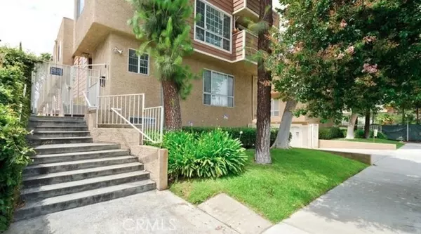 Van Nuys, CA 91405,7319 Hazeltine Avenue #19