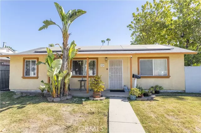 7238 White Oak Avenue, Lake Balboa, CA 91406