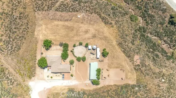 Agua Dulce, CA 91390,0 KOONTZ