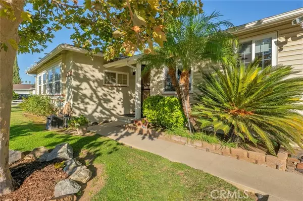 7020 Hatillo Avenue, Winnetka, CA 91306