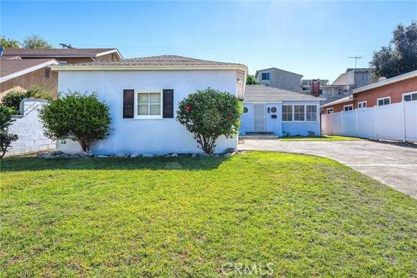 12016 Martha Street,  Valley Village,  CA 91607