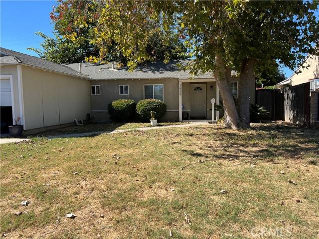 7939 Zelzah Avenue, Reseda, CA 91335