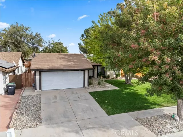 44034 Glenraven Road, Lancaster, CA 93535