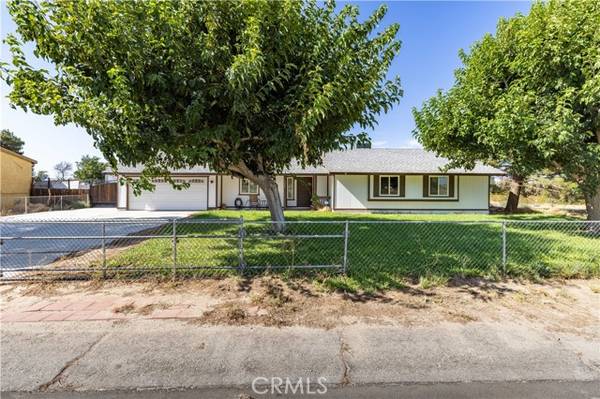 15833 Valeport Avenue, Lancaster, CA 93535