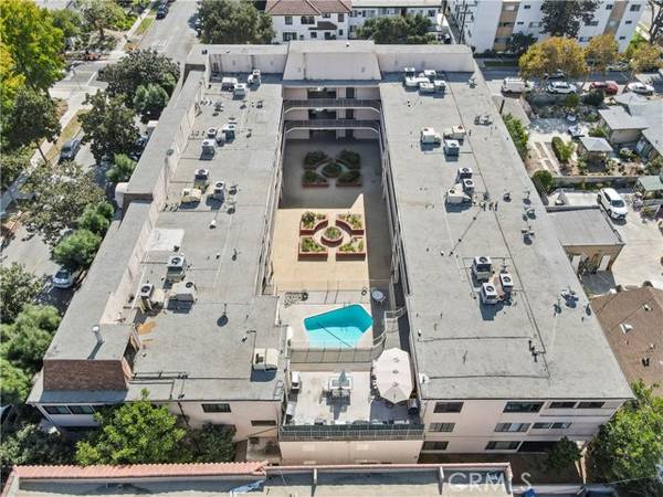 221 E Lexington Drive #208, Glendale, CA 91206