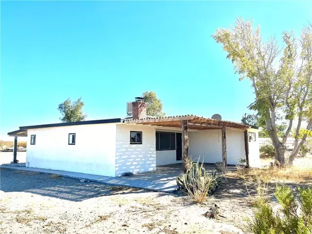 37118 185th Street, Llano, CA 93544