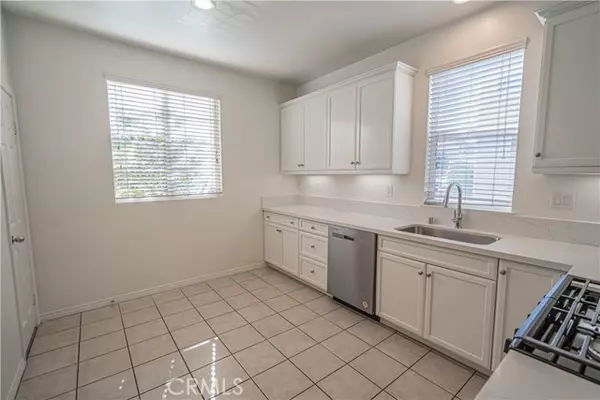 Castaic, CA 91384,31776 Avenida Del Luna