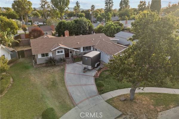 Canoga Park, CA 91304,22124 Lanark Street