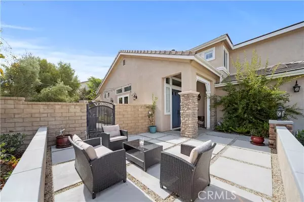 Canyon Country, CA 91387,18306 Owl Court