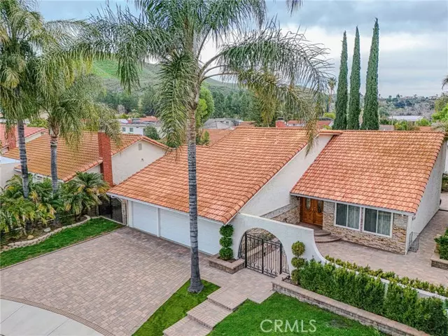 Agoura Hills, CA 91301,28926 Canmore Street