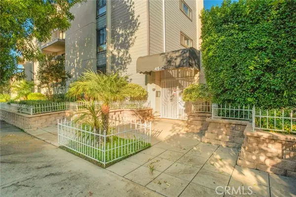 Sherman Oaks, CA 91403,4542 Willis Avenue #201