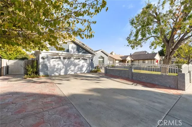 37518 Starcrest Street, Palmdale, CA 93550