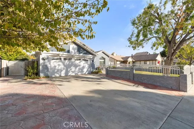 37518 Starcrest Street, Palmdale, CA 93550