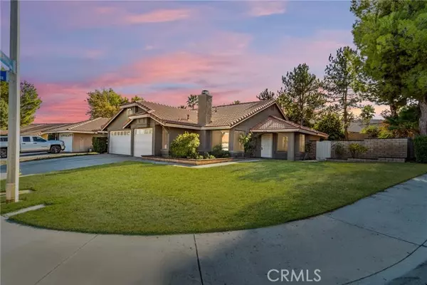 4718 Paseo Hermoso, Palmdale, CA 93551