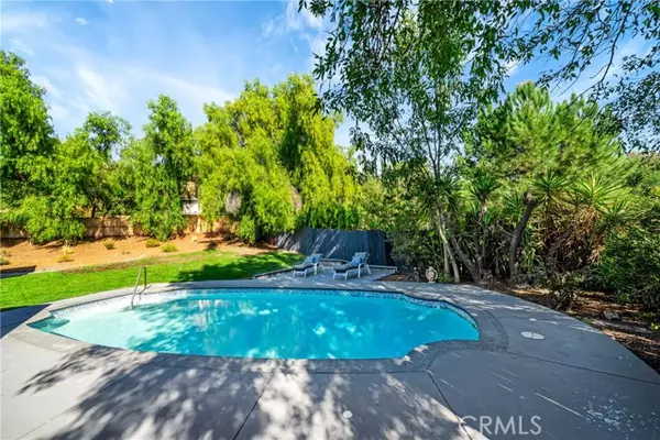 5932 Hinton Avenue,  Woodland Hills,  CA 91367