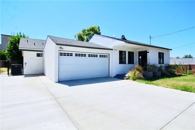 5941 Etiwanda Avenue, Tarzana, CA 91356