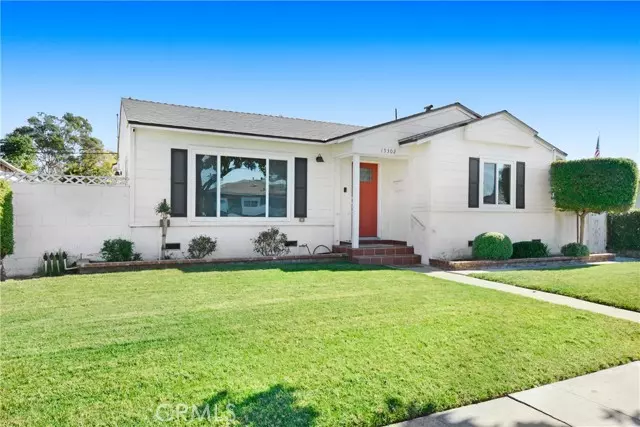 15302 Lefloss Avenue, Norwalk, CA 90650