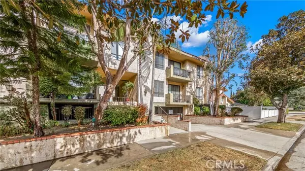 Sherman Oaks, CA 91423,14247 Riverside Drive #203