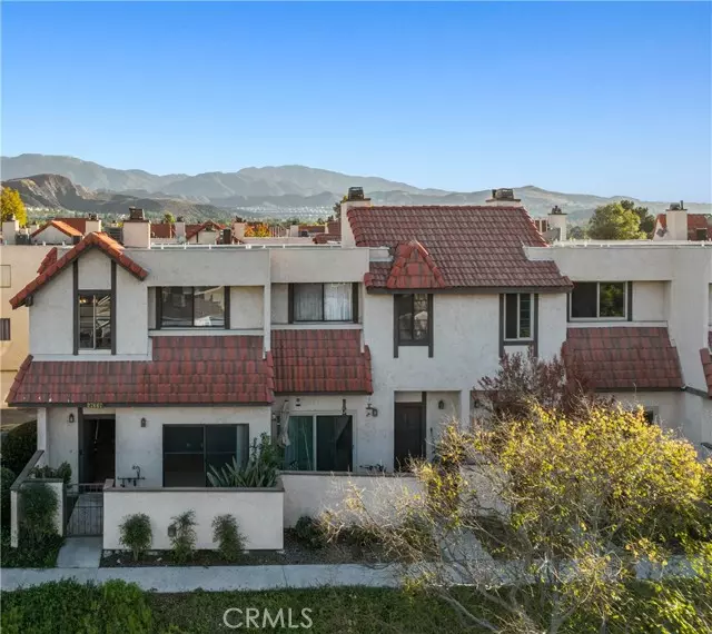 Canyon Country, CA 91387,27667 Ironstone Drive #1