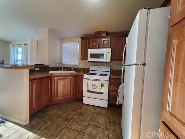 Canyon Country, CA 91387,18204 Soledad Canyon #9