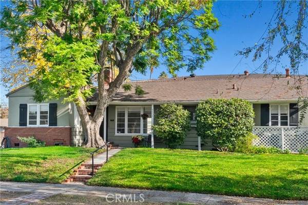 4454 Bakman Avenue, North Hollywood, CA 91602