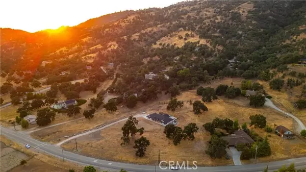 Tehachapi, CA 93561,27921 Bear Valley Road