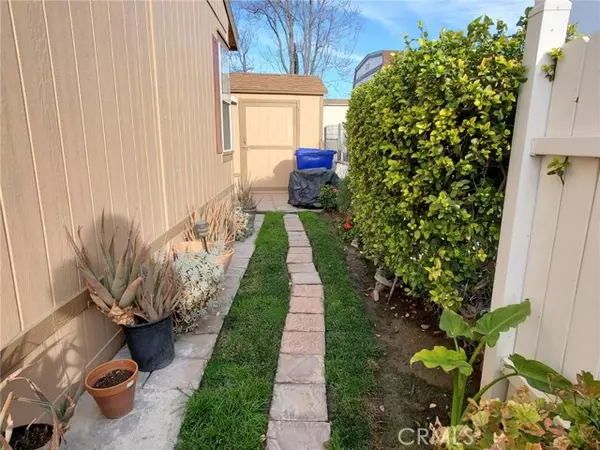 Saugus, CA 91350,29021 Bouquet Canyon #249