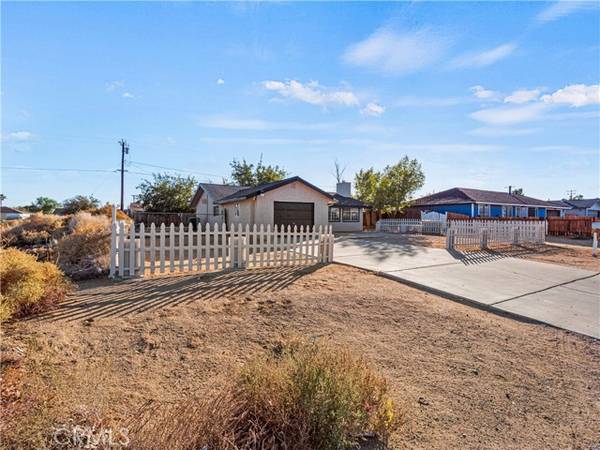 8584 Nipa Avenue, California City, CA 93505