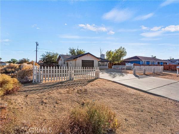 8584 Nipa Avenue, California City, CA 93505