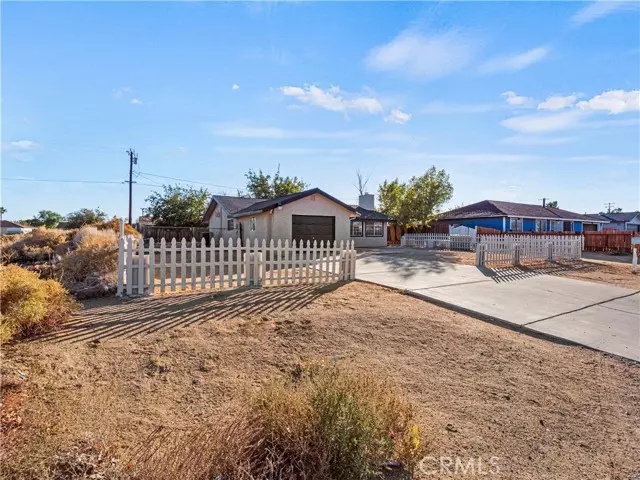 8584 Nipa Avenue, California City, CA 93505