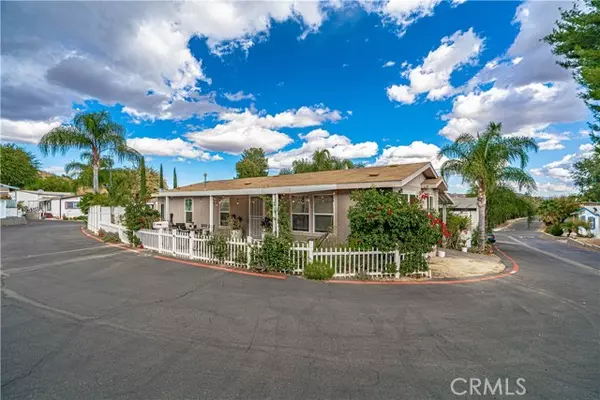 Castaic, CA 91384,30000 Hasley Canyon Rd. #25