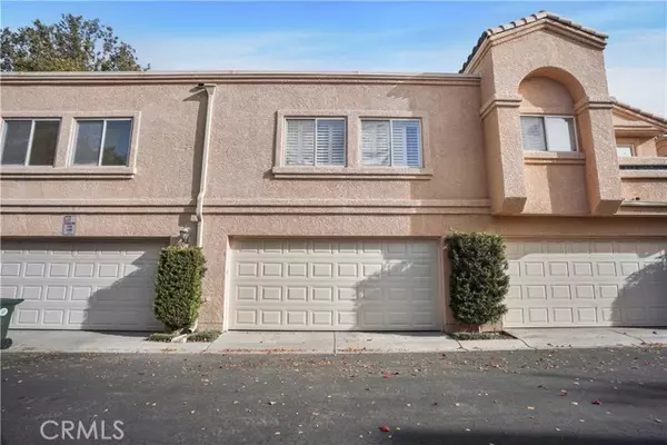 25132 Steinbeck Avenue #F, Stevenson Ranch, CA 91381