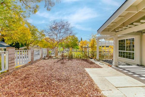 28125 Bakerton Avenue, Canyon Country, CA 91351