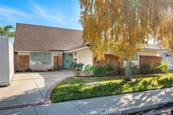 23788 Via Irana, Valencia, CA 91355