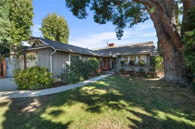 5844 Murietta Avenue, Valley Glen, CA 91401