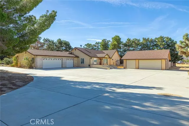 40909 36th Street, Palmdale, CA 93551