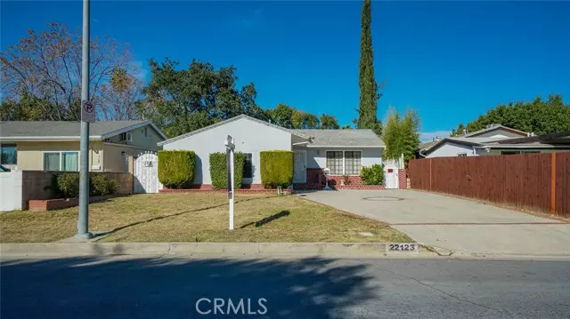 22123 Bassett Street, Canoga Park, CA 91303