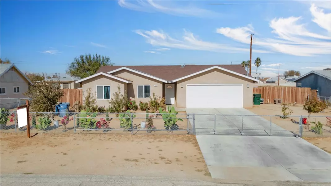 8225 jacaranda, California City, CA 93505