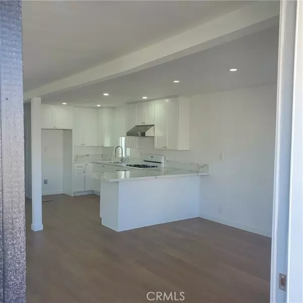 Simi Valley, CA 93063,5150 E Los Angeles #77