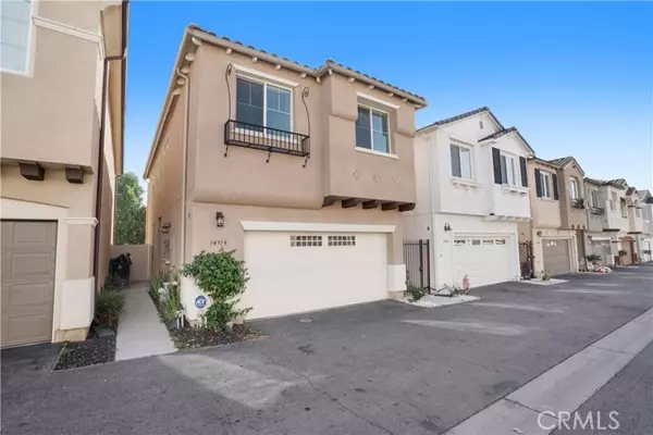 14914 W. Navarre Way, Sylmar, CA 91342